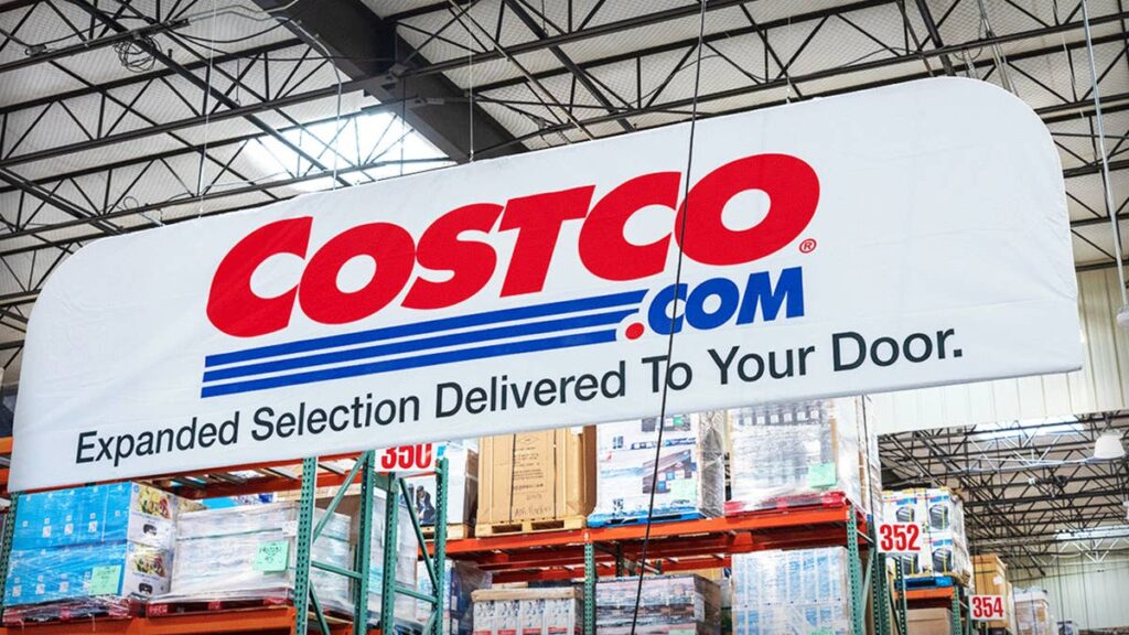 Costco makes a seasonal food court change