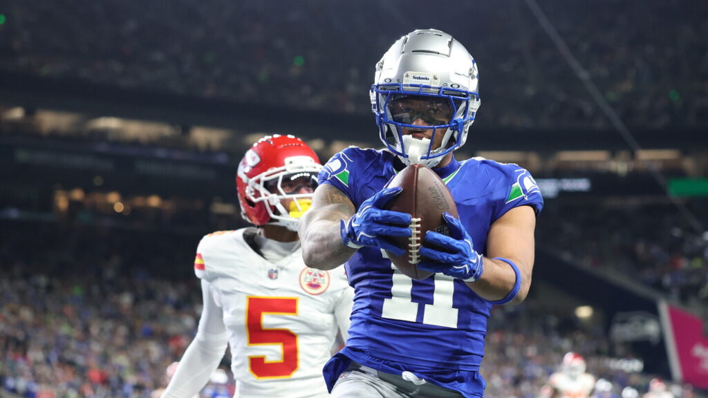 Sunday Night Football: Jaxon Smith-Njigba, Seahawks defense dominate Chiefs, win 20-3